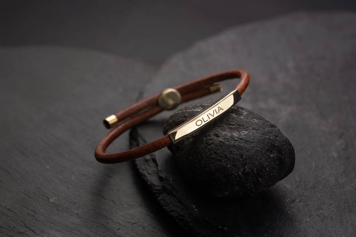 Bombeli Dikdörtgen Küp Düz Deri Bileklik | 925 Gümüş