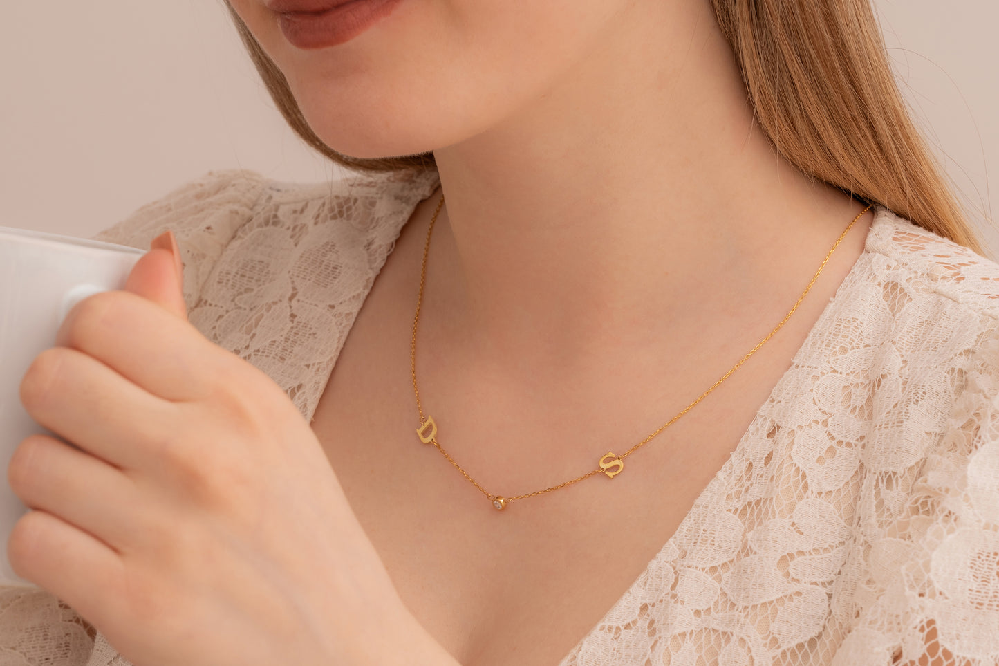 Tek Taşlı İki Harfli Zincir Kolye | 14 Ayar Altın