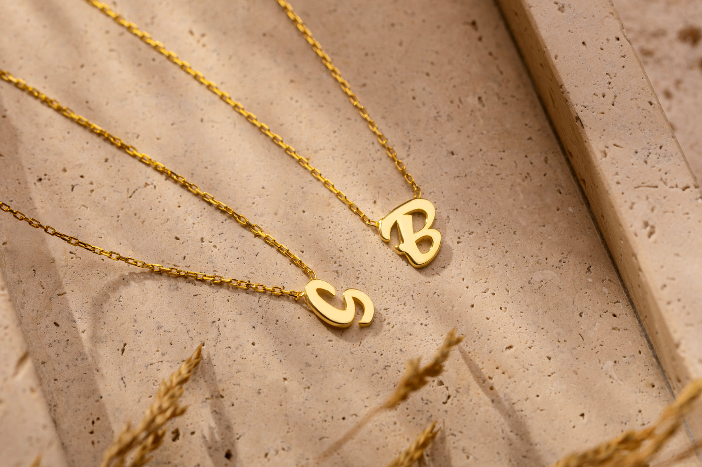 El Yazısı Döküm Tek Büyük Harf kolye | 925 Gümüş