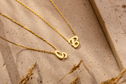 El Yazısı Döküm Tek Büyük Harf kolye | 925 Gümüş