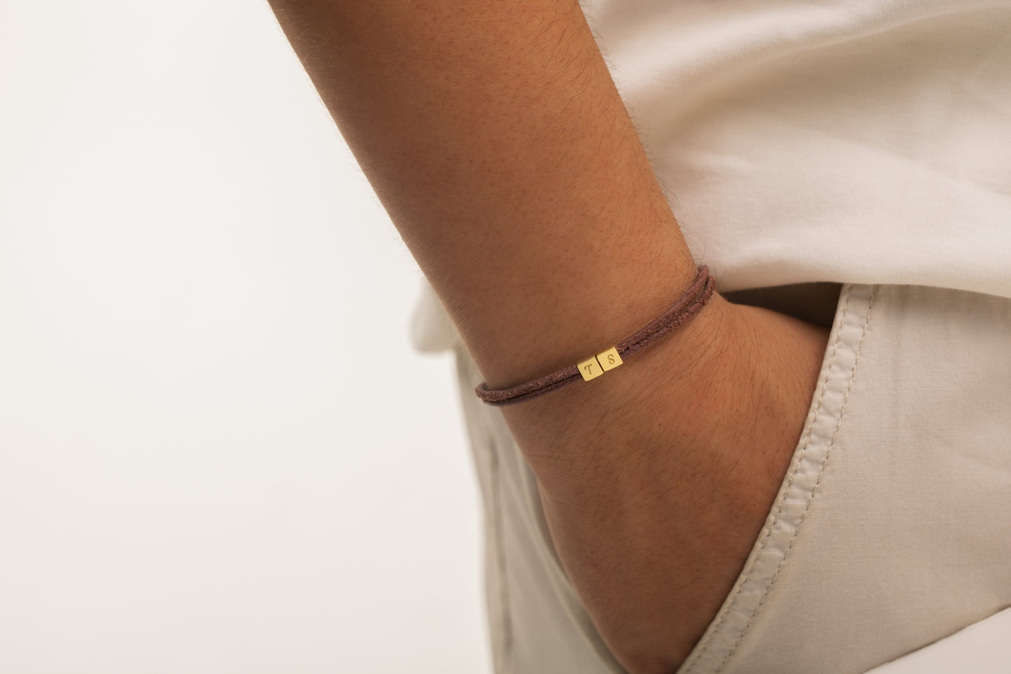 İki Harfli Gold Kaplama Kahverengi Deri Bileklik | 925 Gümüş