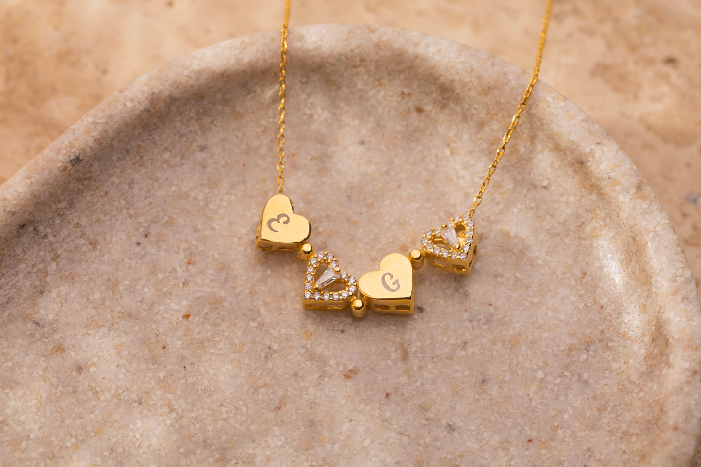 Taşlı Mıknatıslı Harfli Kalp Yonca Kolye | 925 Gümüş