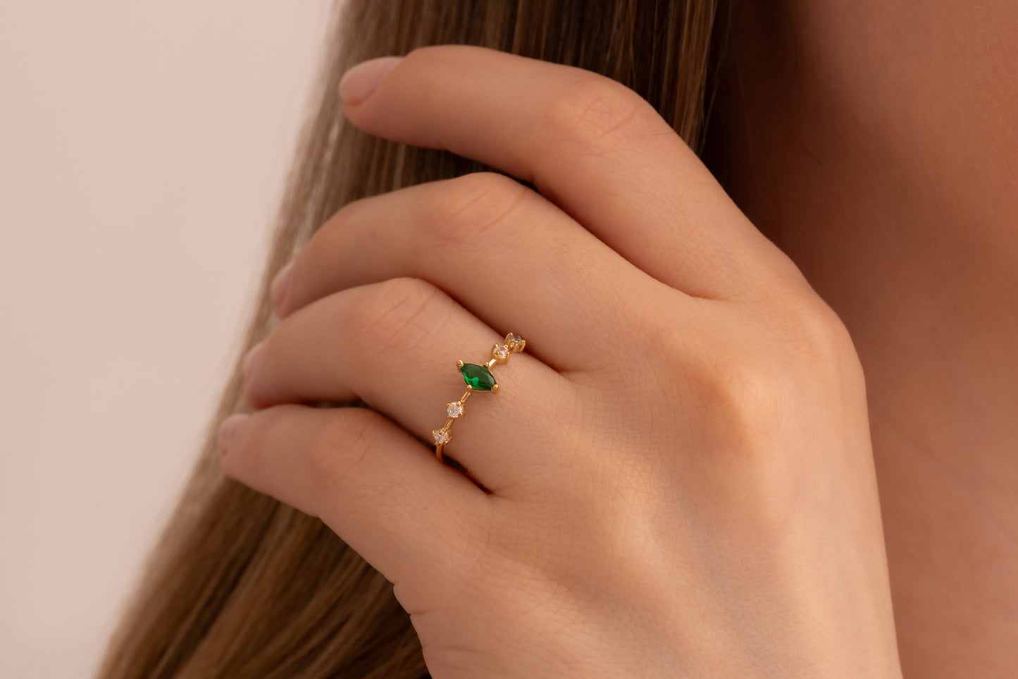 Zirkon Taşlı Minimal Mekik Yüzük | 14 Ayar Altın