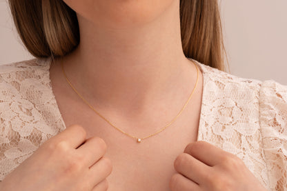 Dört Tırnaklı Tek Taş Kolye | 14 Ayar Altın