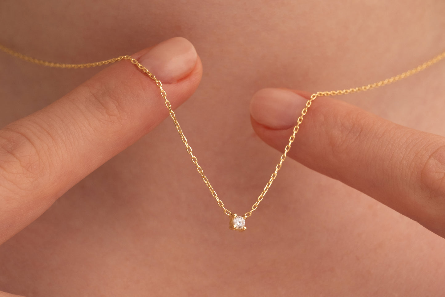 Dört Tırnaklı Tek Taş Kolye | 14 Ayar Altın