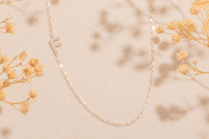 Tek Harfli Taşlı Köprücük Kolye | 925 Gümüş