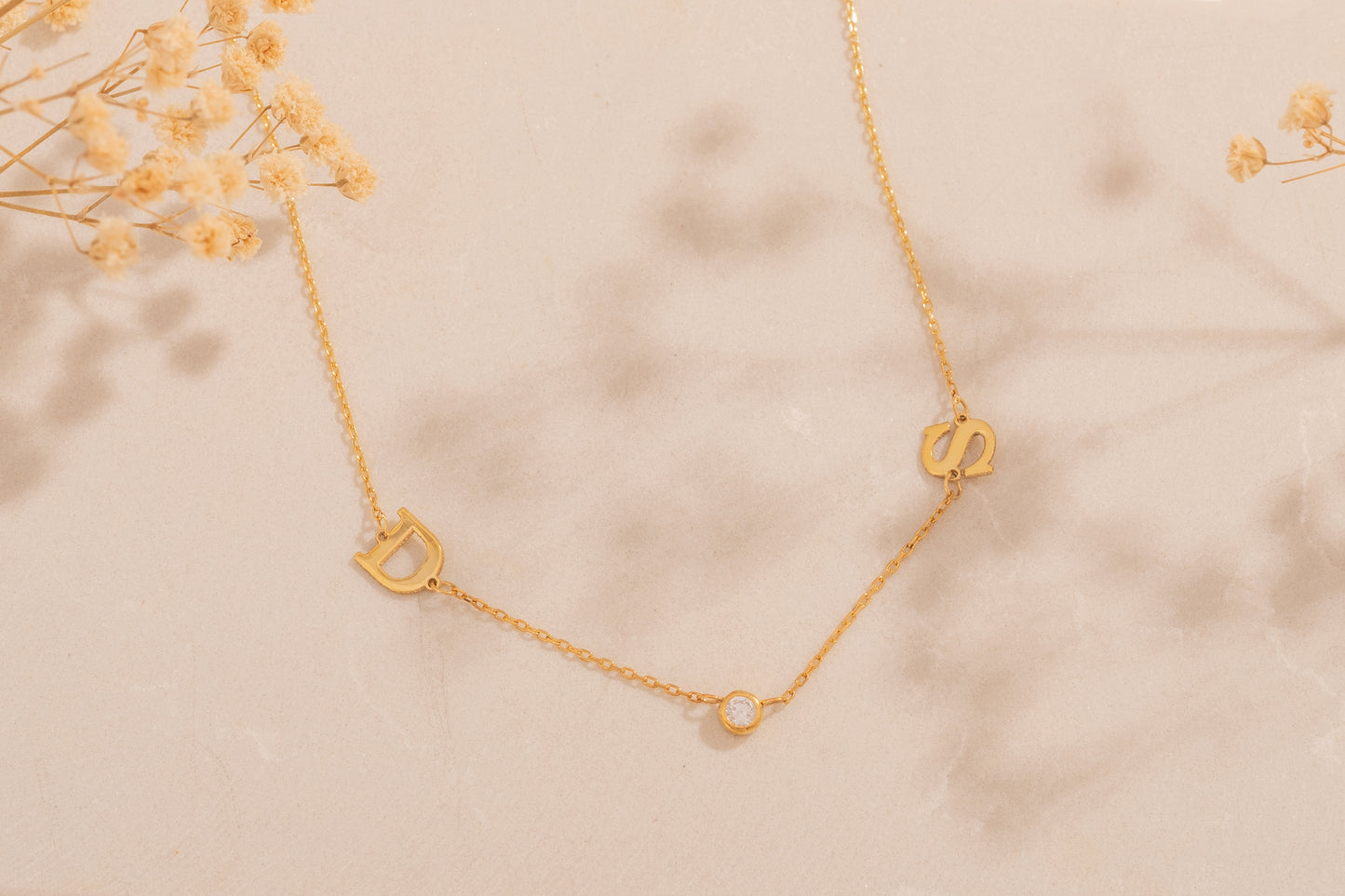 Tek Taşlı İki Harfli Zincir Kolye | 14 Ayar Altın