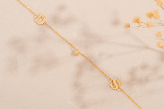 Tek Taşlı İki Harfli Zincir Kolye | 925 Gümüş