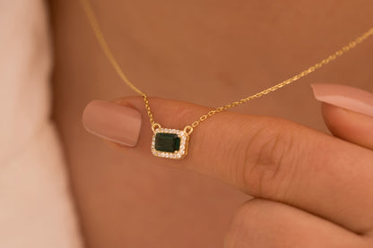 Etrafı Zirkon Yatay Baget Taşlı Kolye | 925 Gümüş