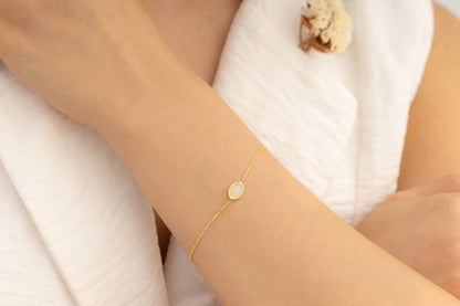 Oval Ay Taşı Bileklik | 14 Ayar Altın