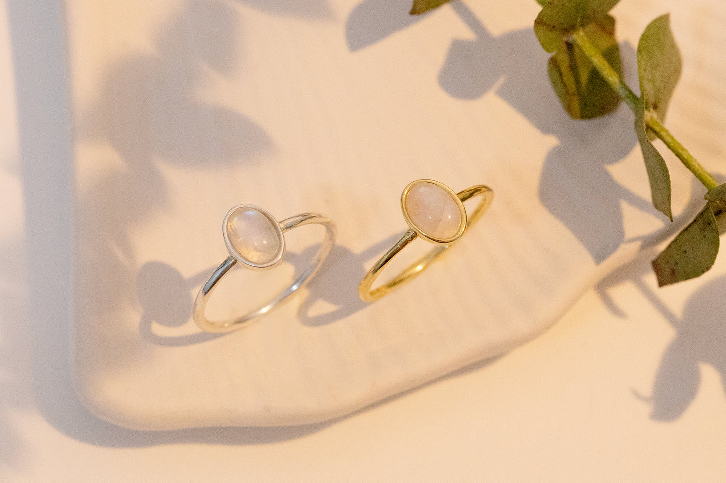 Oval Ay Taşı Yüzük | 925 Gümüş