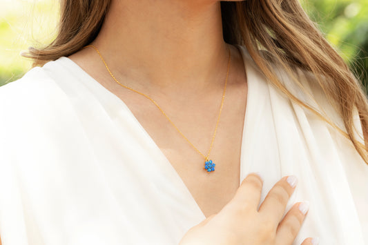 Çiçek Figürlü Mavi Opal Taşlı Kolye | 925 Gümüş