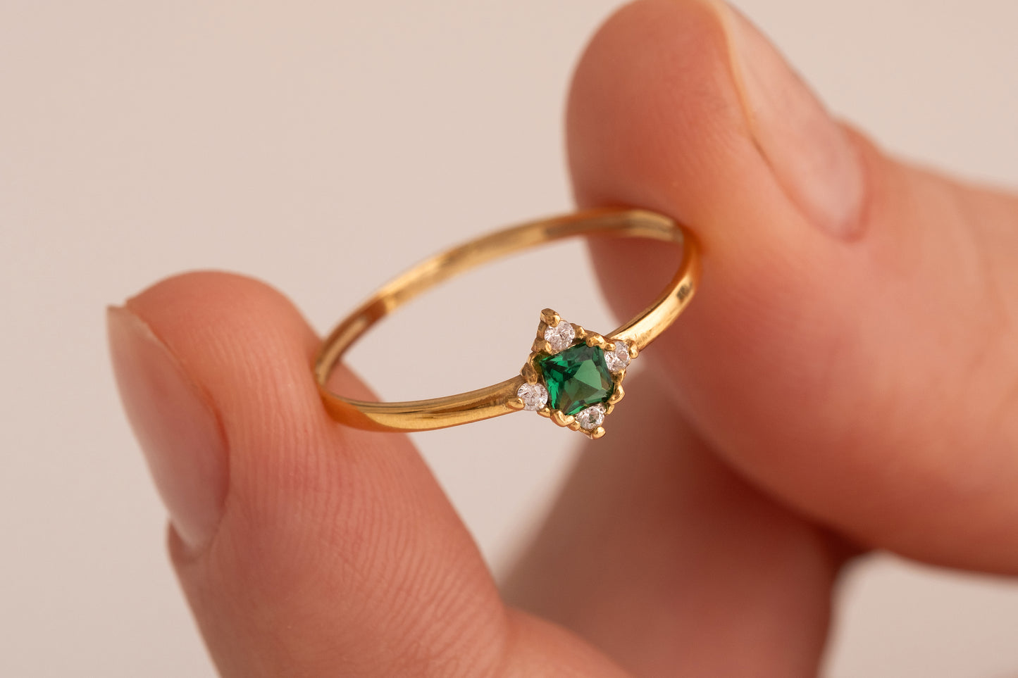 Zirkon Taşlı Kare Yüzük | 14 Ayar Altın