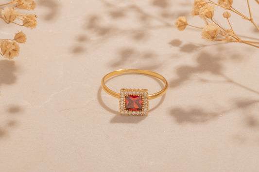Kare Taşlı Minimal Yüzük | 14 Ayar Altın
